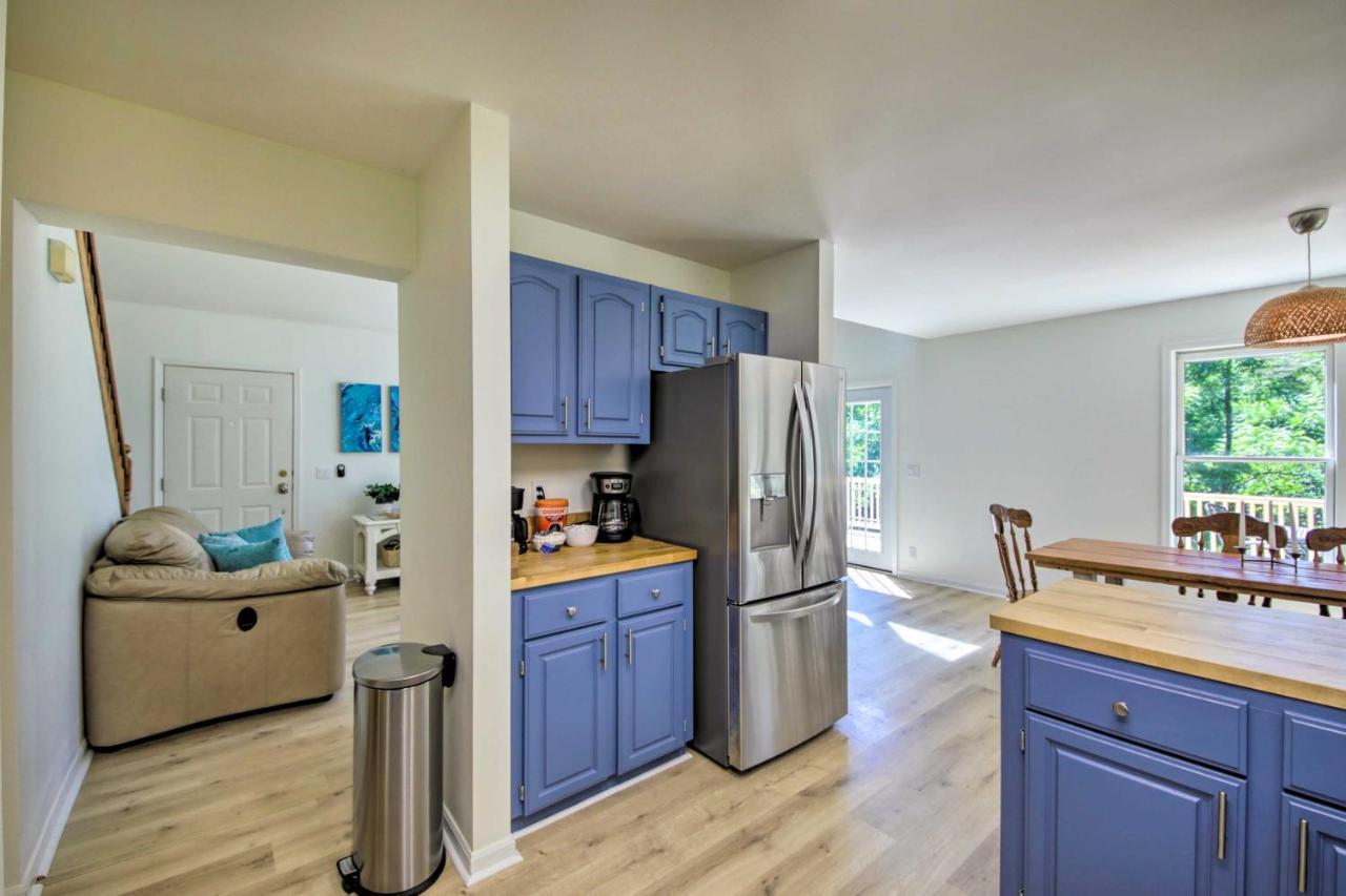 Modern Eckerty Home With Deck On Patoka Lake! Taswell 외부 사진