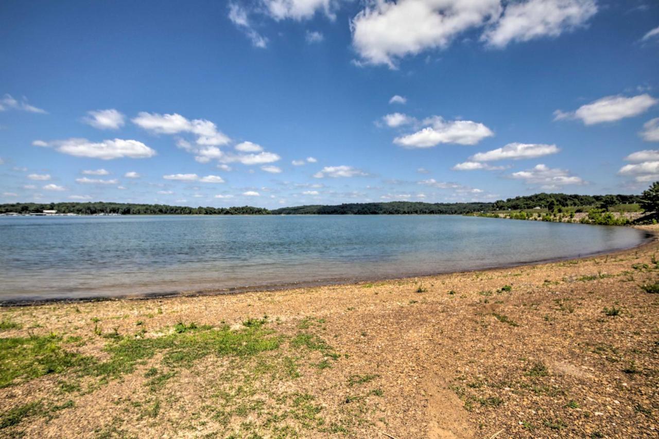 Modern Eckerty Home With Deck On Patoka Lake! Taswell 외부 사진