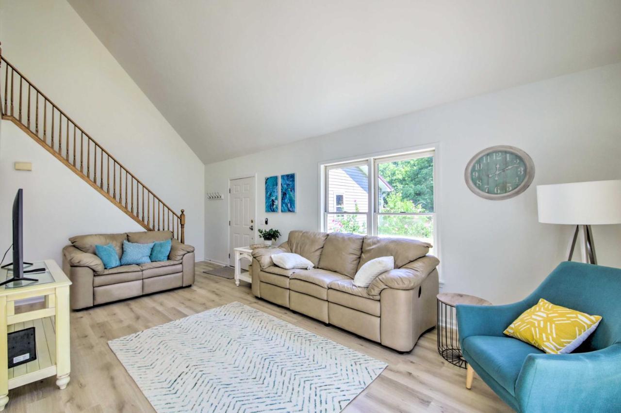 Modern Eckerty Home With Deck On Patoka Lake! Taswell 외부 사진